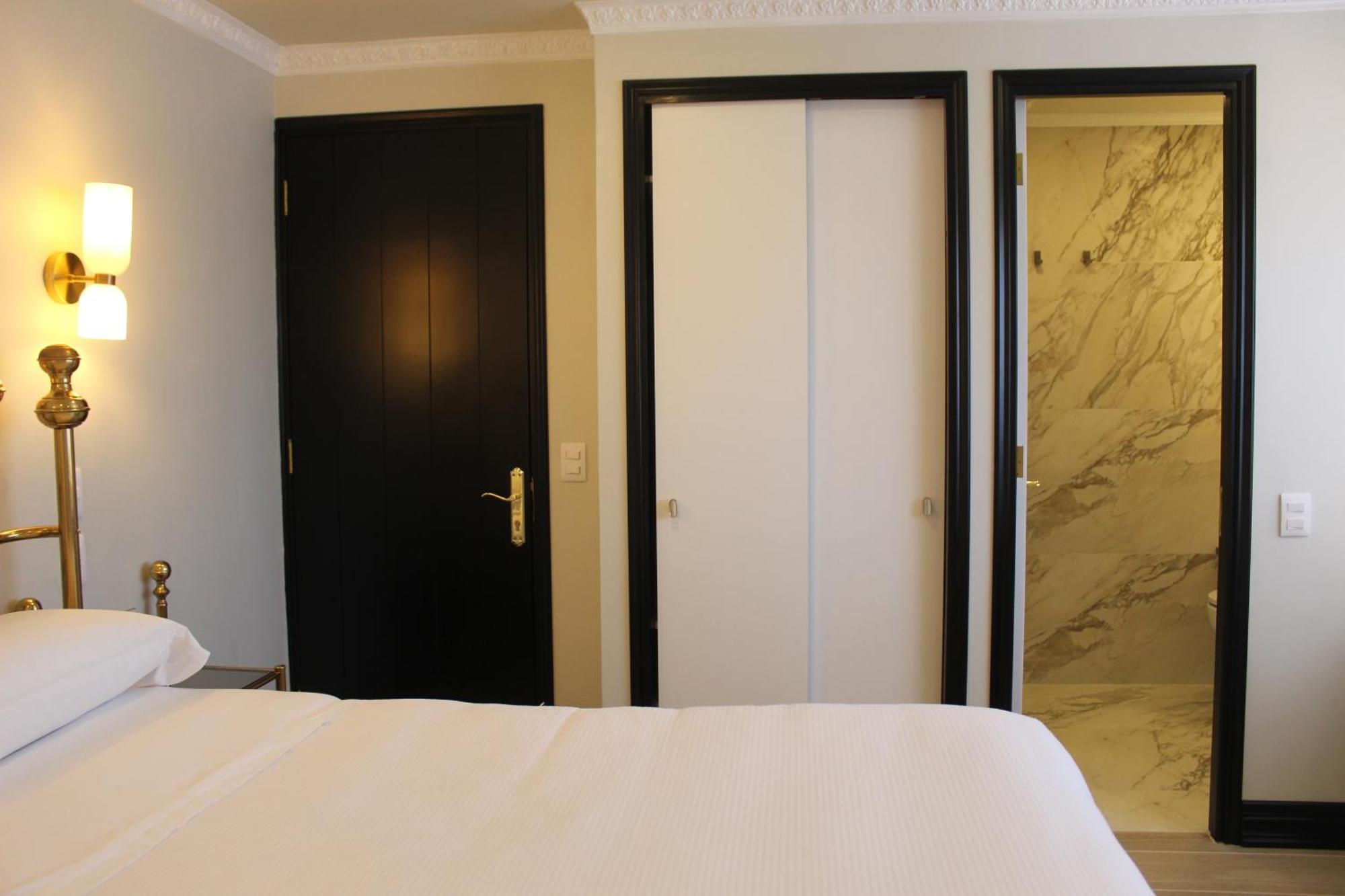 Hotel Marcos Gamero Talca  Kamer foto